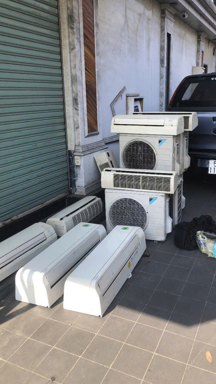 thanh-ly-may-lanh-quan-karaoke-nha-hang.jpg thanh-ly-may-lanh-quan-karaoke-nha-hang